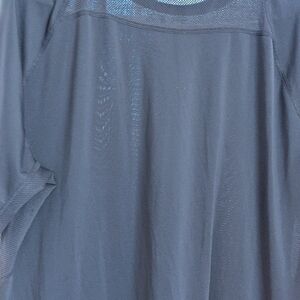 Nike Gray Short Sleeve Tee